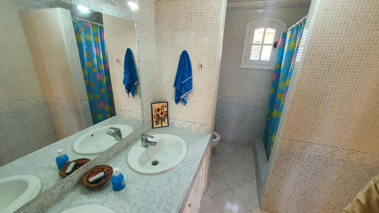 Guest house Lara House 2