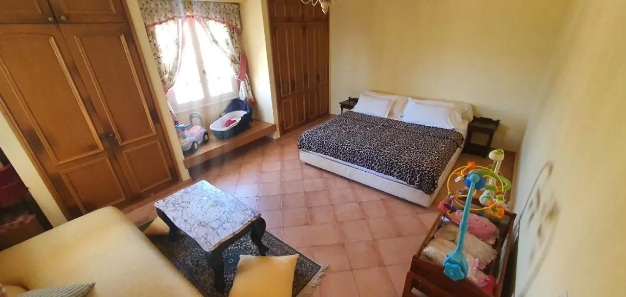 Guest house Lara House 2
